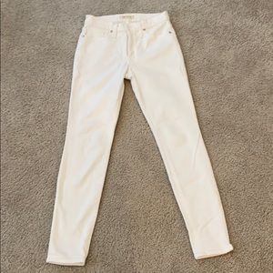Madewell 9” Highrise Skinny white jeans